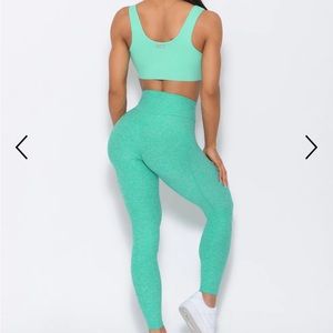 Teal bombshell sports wear legging new without tag